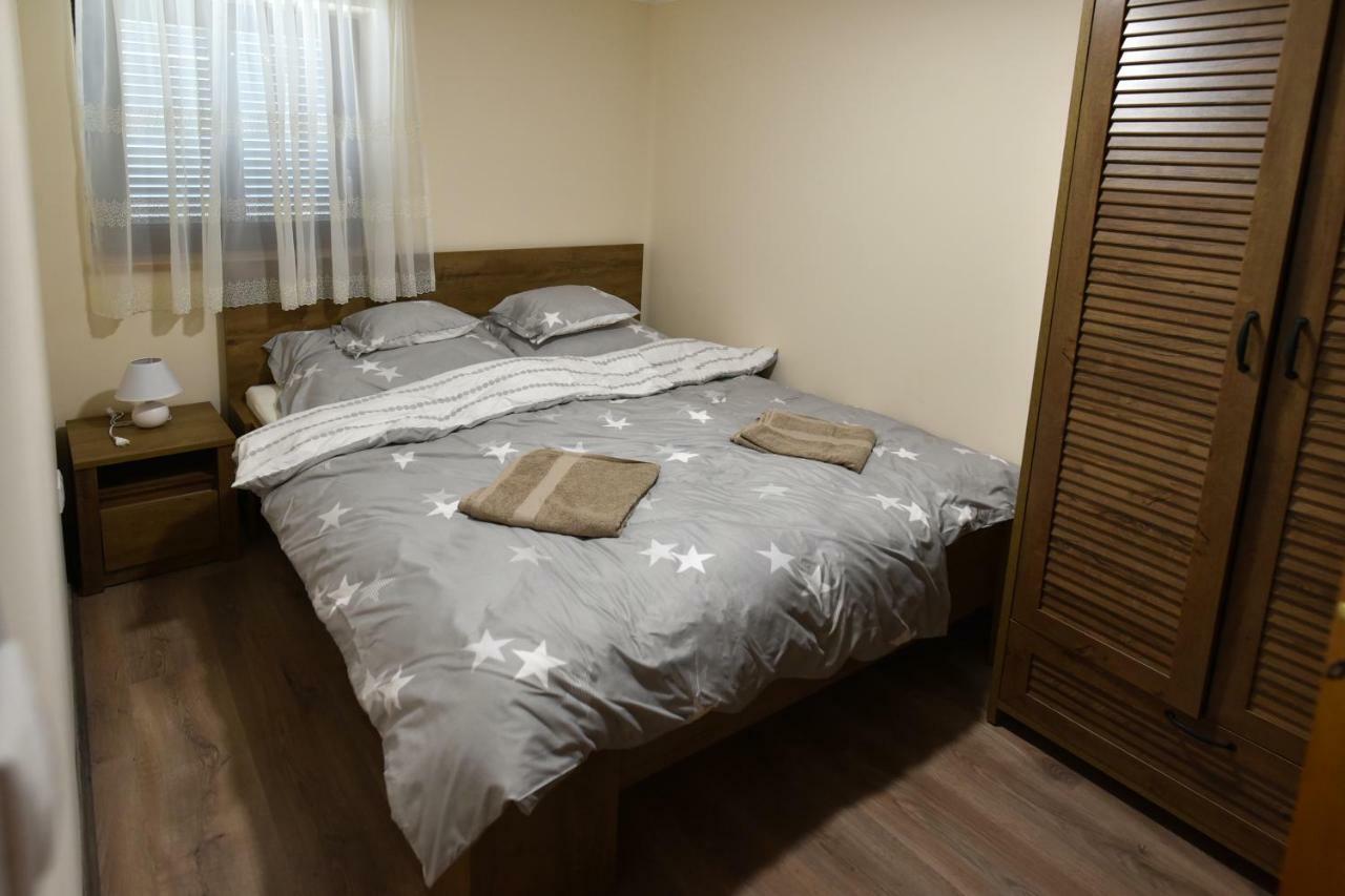 Siraly Apartman Hajdúnánás Εξωτερικό φωτογραφία